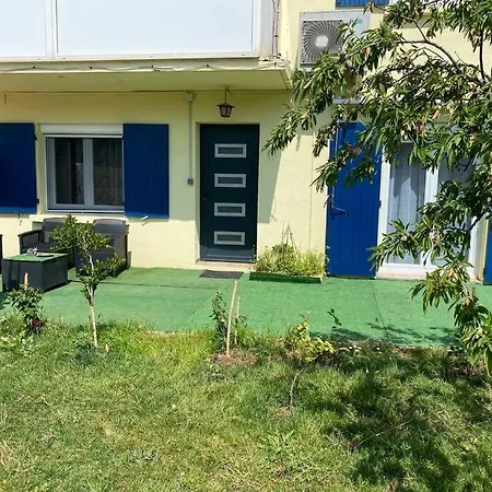 4 Pieces Avec Piscine Apartamento Saint-Bres (Herault)